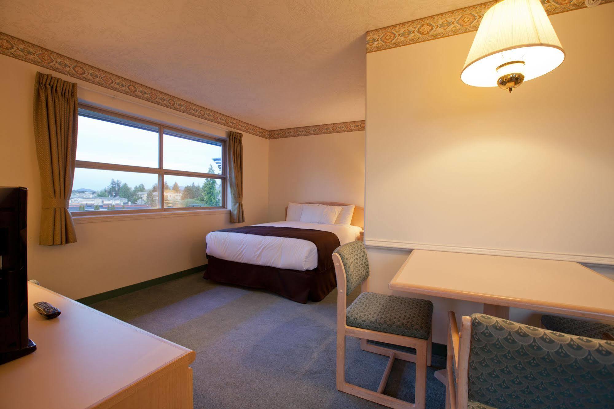 Coast Parksville Hotel Exteriör bild
