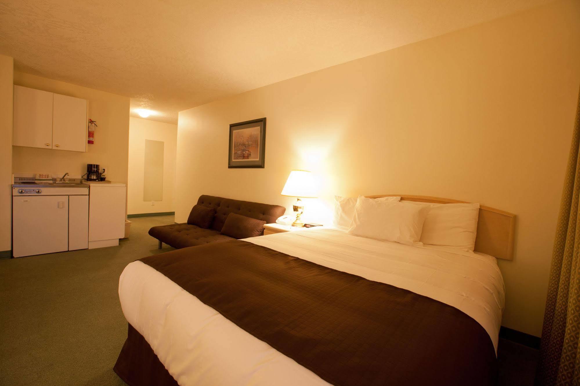 Coast Parksville Hotel Exteriör bild